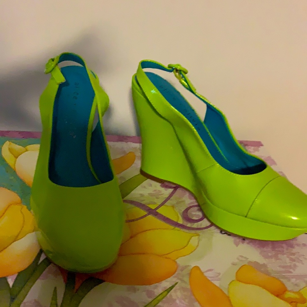 Alice + Olivia Key Lime Wedges